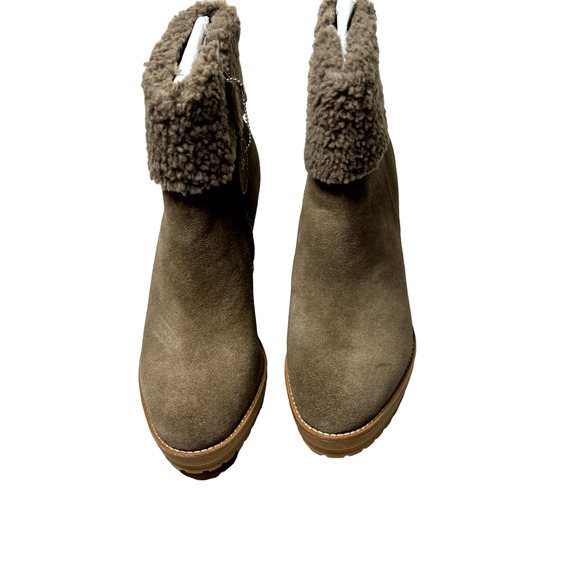 Lauren Ralph Lauren Taupe Steph Bootie NEW Size 9 - Picture 2 of 9